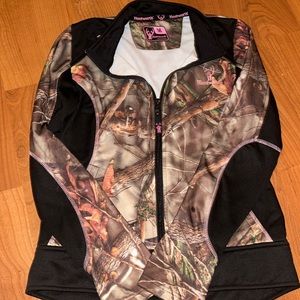 Women’s camo huntworth jacket